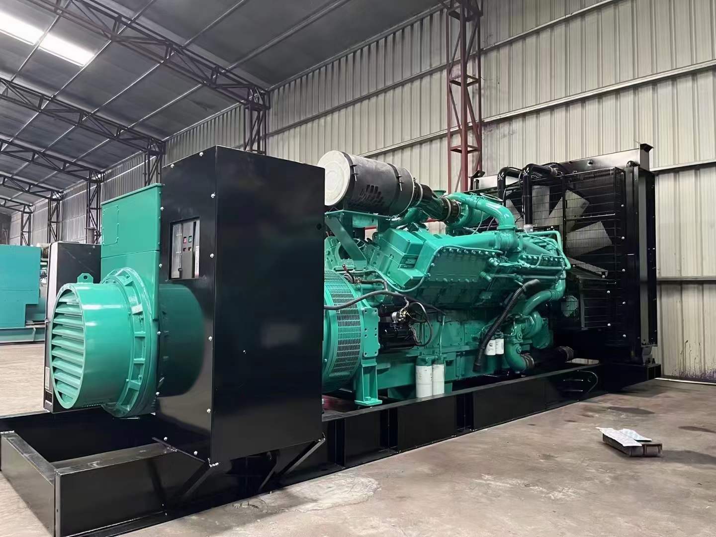 丛台如何降低 800kW 柴油发电机输出电流的波动？
