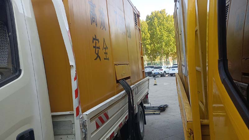 丛台如何判断柴油发电机组和UPS电源的切换时间是否符合要求？